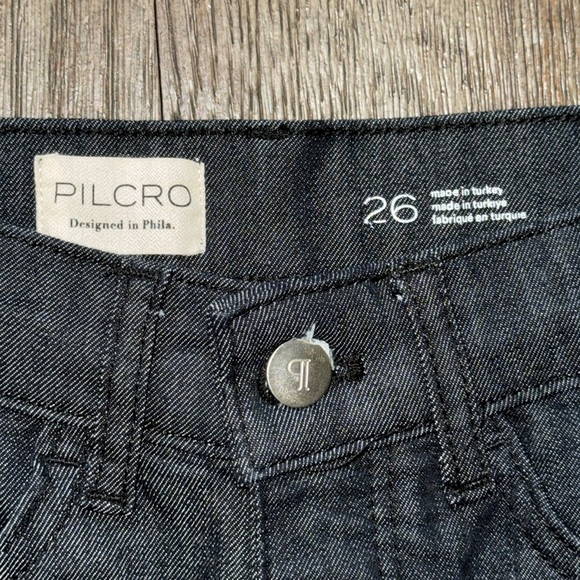 Pilcro Crop Kick High-Rise Flare Jeans - Picture 9 of 14